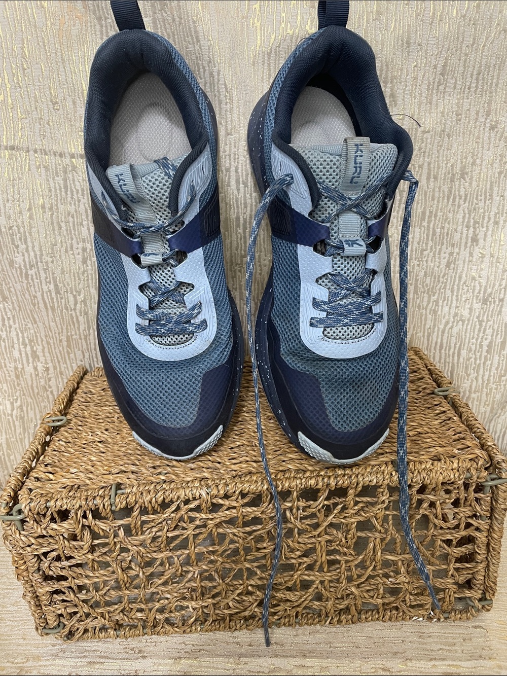 KURU Women's Sneakers in Navy and Light Blue